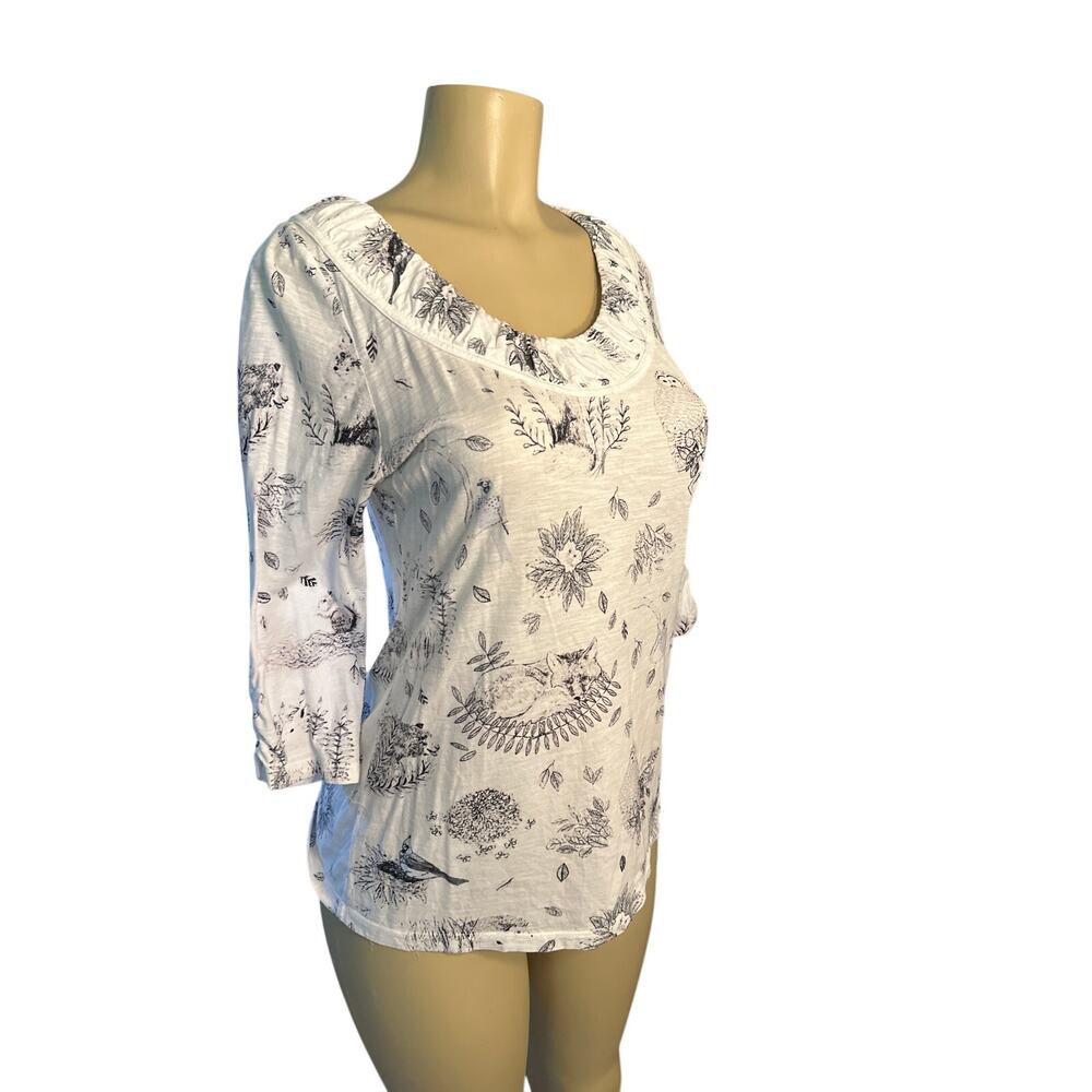 Women S Anthropologie Postmark Creature Comfort White Woodland Print Tee Top